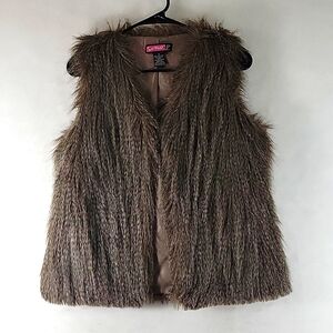 NWOT SAYWHAT? Faux Fur Fully Lined w Eye Hook Closure Vest Size M